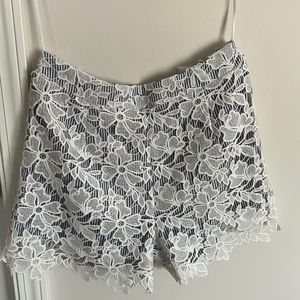 Adiva Shorts Floral Lace Women’s | Adult M | White/Blue Striped